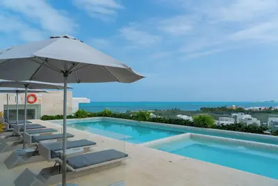 Image de The Double View - Lavish Ocean View Condo