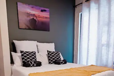 Image de Charming apartment in fabulous Johannesburg, Maboneng with WiFi