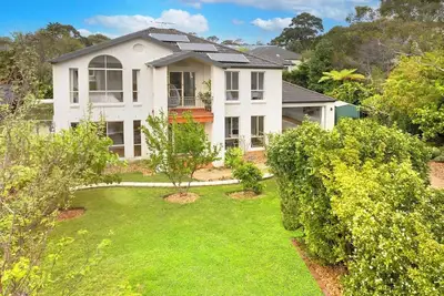 Image de Modern spacious 5-bedroom home in Northern Beaches