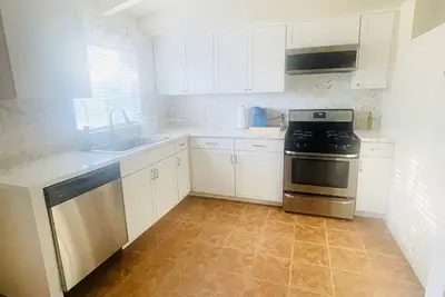Image de Charming 3-bedroom house with Ac and WiFi in pleasant Sacramento