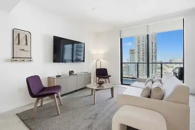 Image de 25th Floor Balcony, Bay & City Views Near Kaseya