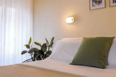 Image de Room in the center of Foligno with elegant furnishings and equipped with all amenities