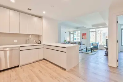 Image de Luxury Apt with Kitchen and Pool