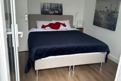 Image de Charming 2-bedroom apartment in Rotterdam with city views