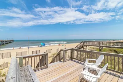 Image de Oceanfront Nags Head home w/ pool, hot tub, and breathtaking views!