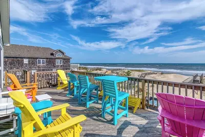 Image de Oceanfront home w/ elevator, pool, hot tub, and private beach access!