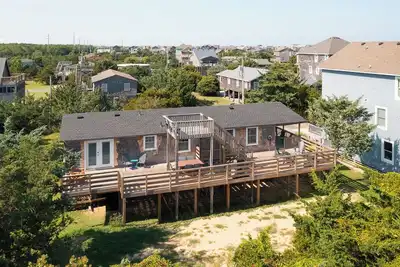 Image de Pet-friendly, updated oceanside home in Salvo!