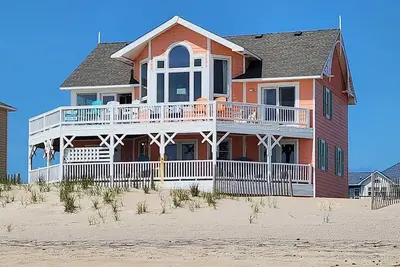 Image de Oceanfront Home in Avon w/ hot tub & panoramic views