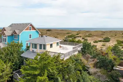 Image de Oceanfront home in Salvo w/ rooftop deck