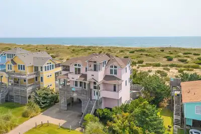 Image de Oceanfront home in Salvo w/ Private Pool & Game Room