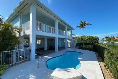 Image de Charming 3-bedroom house with pool and boat dock in Key Colony Beach