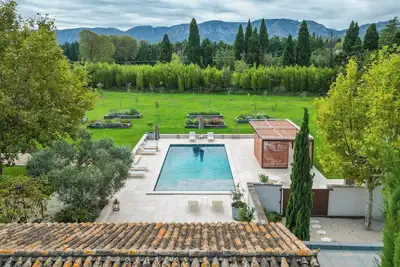 Image de Superbe Mas avec Vue Alpilles, à 5 mn du centre de Saint Rémy de Provence