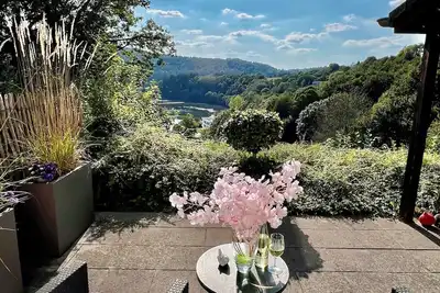 Image de Ferienhaus Seeblick am Bitburger See!