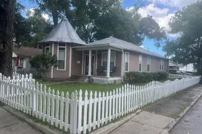 Image de Charming 2-bedroom villa with WiFi, Ac in peaceful Tampa