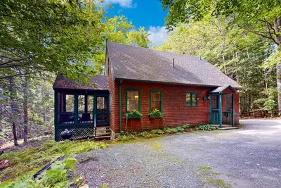 Image de Picturesque Squam Lake House: beach/dock access & dog friendly