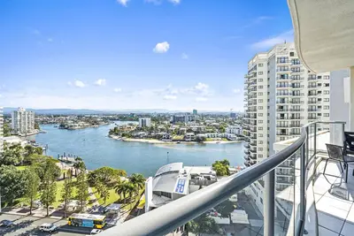 Image de Chevron Renaissance - 3 Bedroom Sub Penthouse