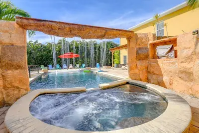 Image de Resort Style Tranquil Oasis in Beautiful Port Saint Lucie, Florida