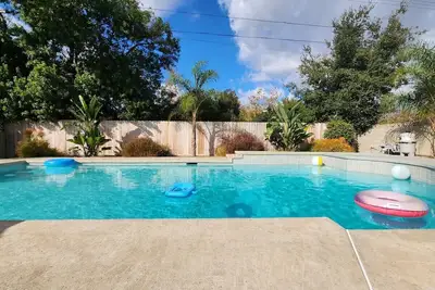 Image de Modern Disney Getaway with Pool