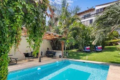 Image de Casa del Viento - Large Family Villa with Private Pool in Golden Zone