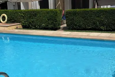 Image de Superb ground floor apartment with swimming pool and nearby the beach.