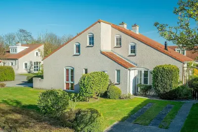 Image de Semi-detached bungalow for 4 persons