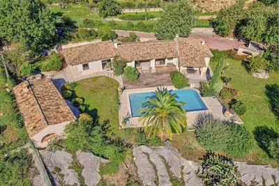 Image de Villa Aqui – Élégance & calme avec piscine