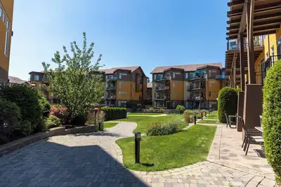 Image de West K - Chateau Serenity