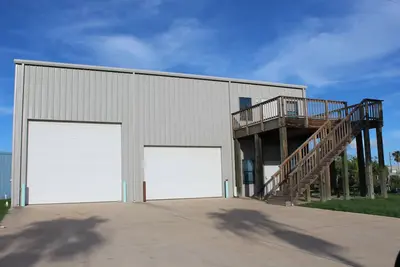 Image de 308 Copano - Vast open design, modern & can accommodate big groups