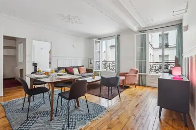 Spacieux 2 Chambres à Le Marais - Hôtel de Ville avec Charme Authentique