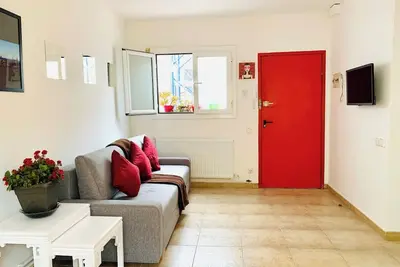 Image de Sunny 2 Bd Penthouse in Gracia. Virreina Square