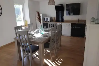 Image de Beau logement au calme avec grand terrain