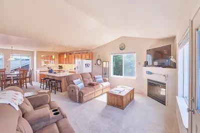 Image de Ocean View, Close to Town and Beach, (SView)