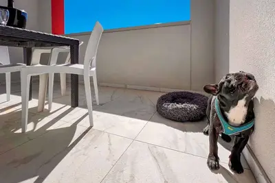 Image de Studio avec climatisation et balcon