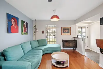 Image de Huge 3 home private Villa - walk to 6th street!