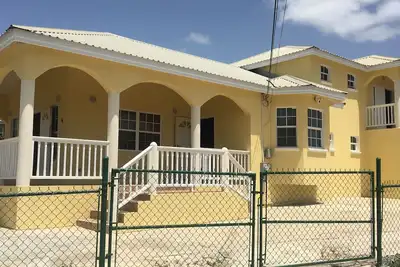 Image de Serene 2-bedroom house in St Phillip, Barbados, with lush landscape, sea views