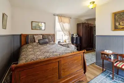 Image de New Listing! Carroll Cottage by Main Street Bed & Breakfast