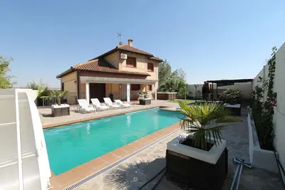 Image de Casa Jardin. TuCasaTemporal