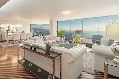 Image de WaterFront Luxe 4br terrace Marriott  King