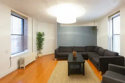 Image de Amazing 5-bedroom loft apartment located in the heart of East Village