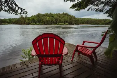 Image de Waterfront lux loft 2 bedroom perfect for couples