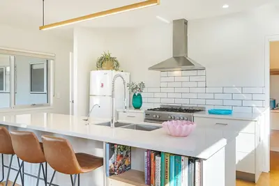Image de Port Retreat - Central, Pet Friendly Home