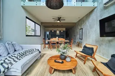 Image de Holistika: Jungle Retreat with Pool by Bt Homes