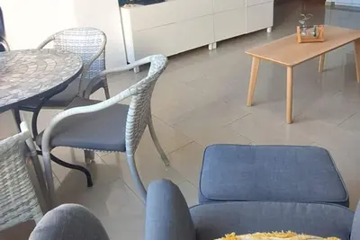 Image de Appartement sur front de mer avec piscine située à 5 min du centre de nerja