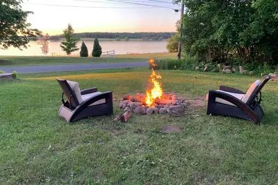 Image de 1000 Islands getaway 3-bed 2 bath in tranquil Waddington. Enjoy a relaxing stay