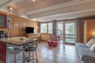 Image de Appartement 'Flaine Studio J3' avec vue sur les montagnes, balcon et Wi-Fi