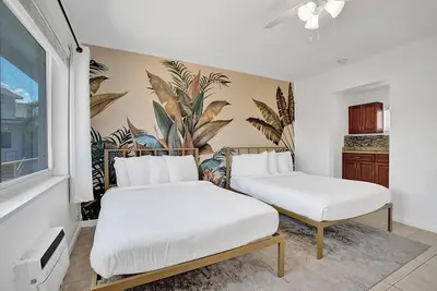 Image de Beach and Pool Retreat in Hollywood Beach