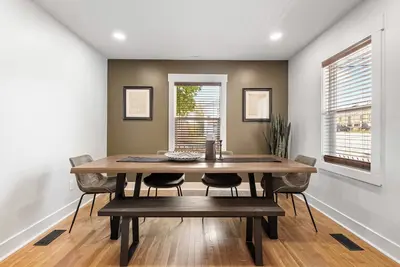 Image de The Sweet Retreat Wheelchair Accessible Historic Home
