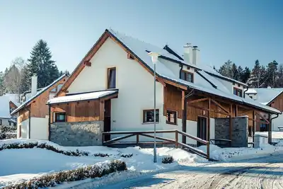 Image de Agréable appartement dans une maison de vacances avec Wifi, Tv, terrasse, animaux admis et parking