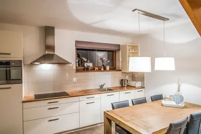 Image de Bel appartement dans une maison de vacances avec Wifi, Tv, terrasse, animaux admis et parking