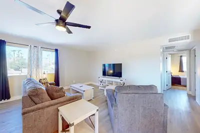 Image de Located on North Oakwood Lane in the charming town of Fountain Hills